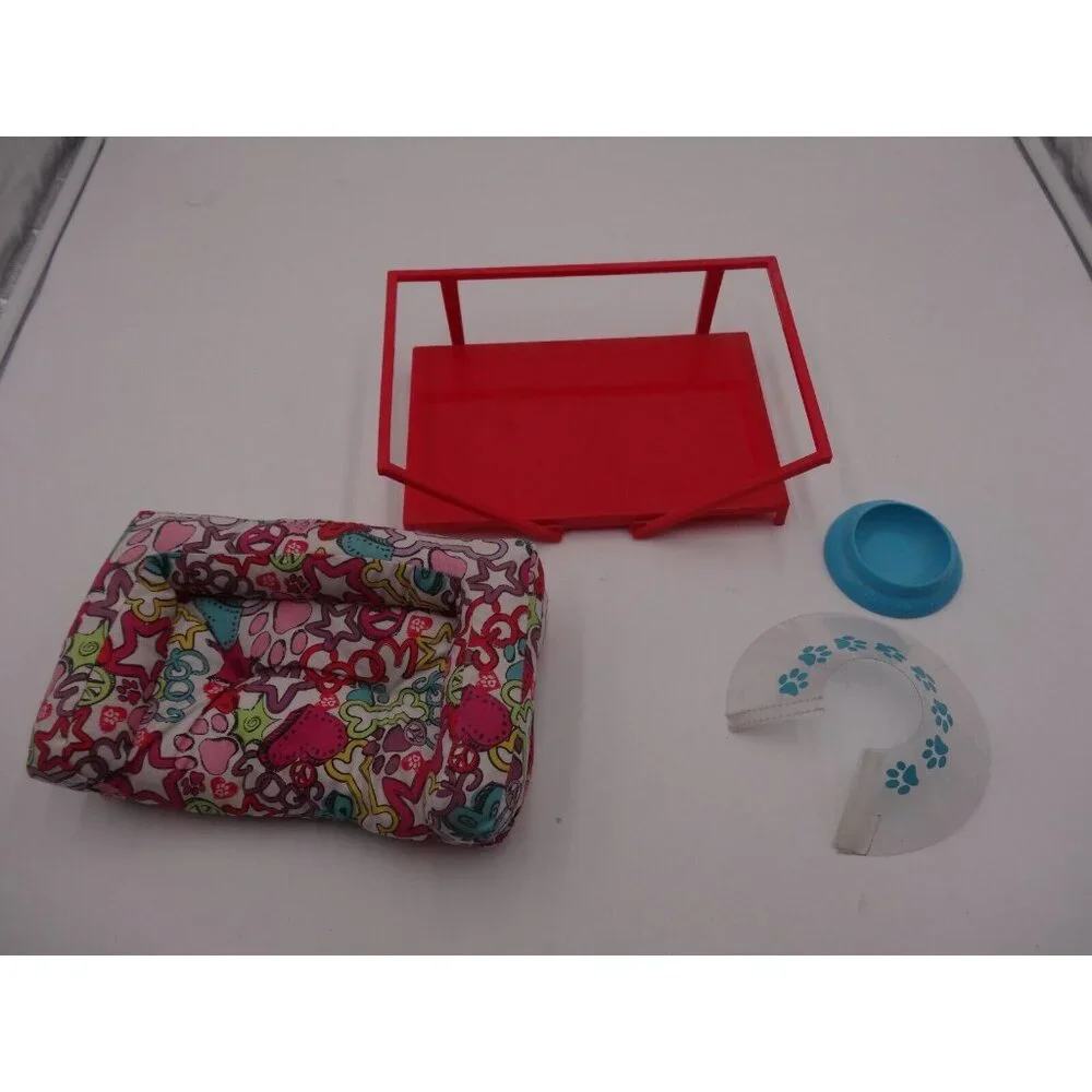 American Girl Doll Funky Pet Bed Truly Me Red Frame multi color‎ bed Cone Dish